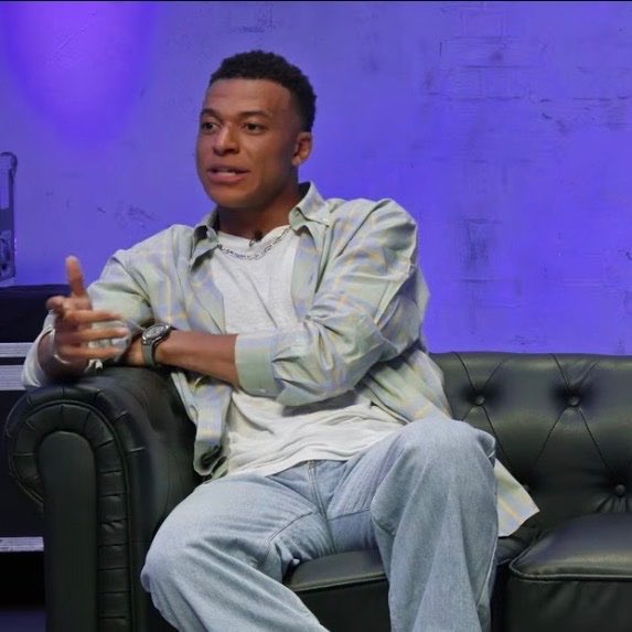 Downcero tweet media