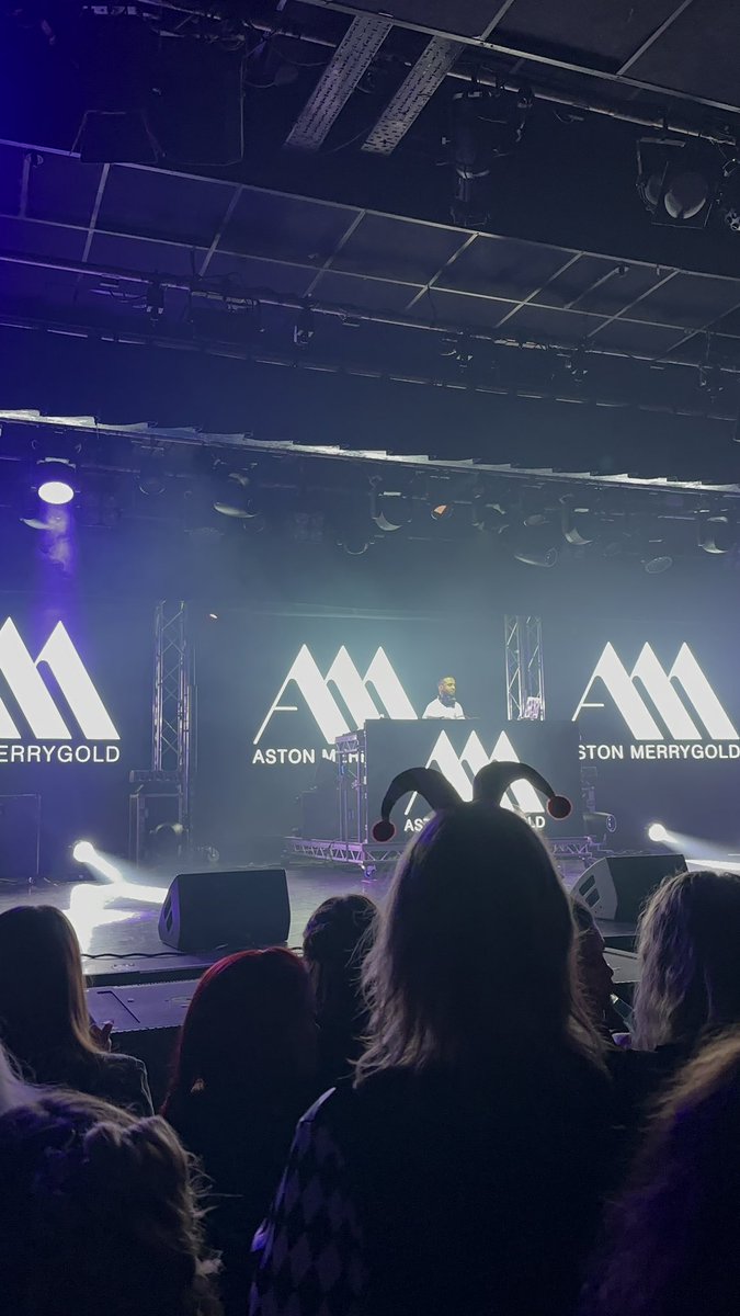 chloe_dv's tweet photo. This time last week, I was watching @AstonMerrygold on my Hen Do, Take Me Back 🥲🤩🥹🪩🤍💚 https://t.co/EOKmYwfdSC