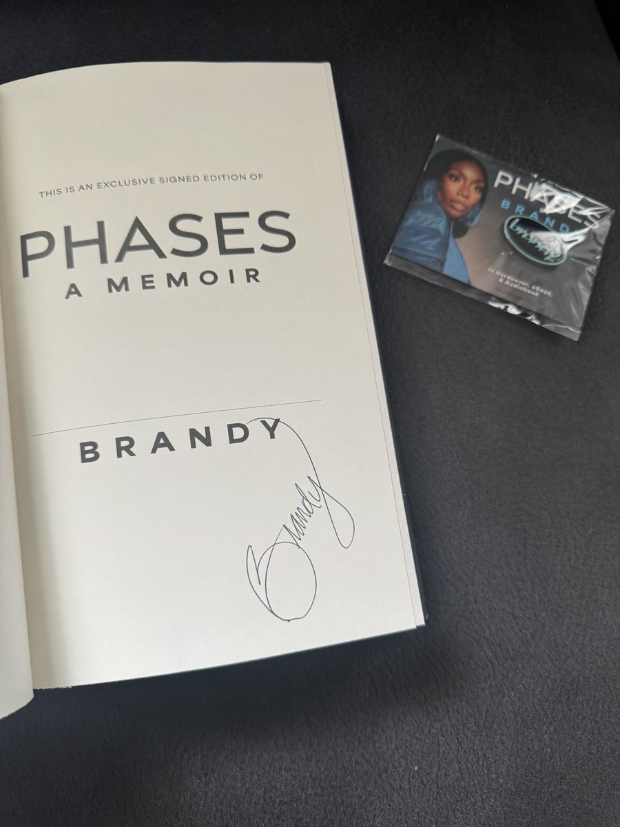 📚WrittenbySemaj tweet media