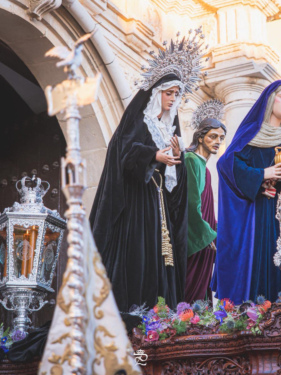 BpresentacionAP's tweet photo. Estampas de nuestro Viernes Santo en Paradas. 

🎼 𝐏𝐫𝐞𝐬𝐞𝐧𝐭𝐚𝐜𝐢𝐨́𝐧

📸 @Markitos84villa 

#PorSiemprePresentación https://t.co/synXJeD6hz