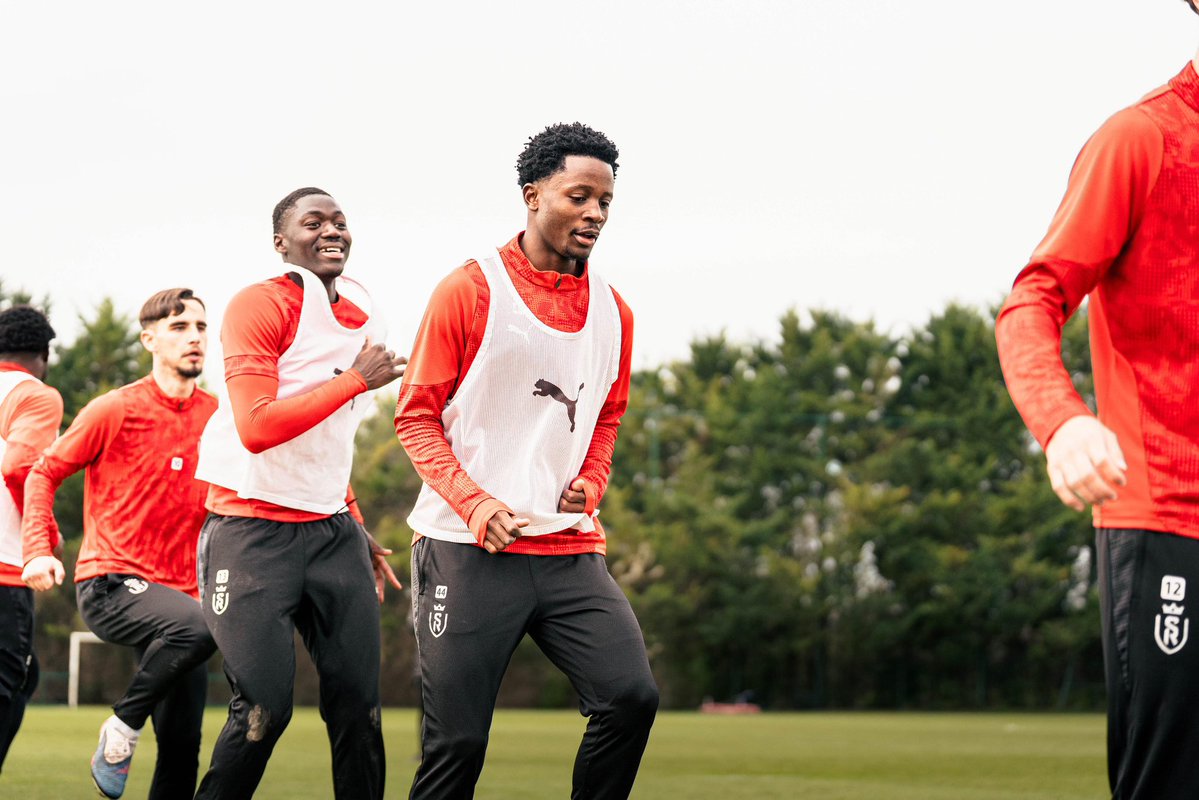 Slumphotography tweet media