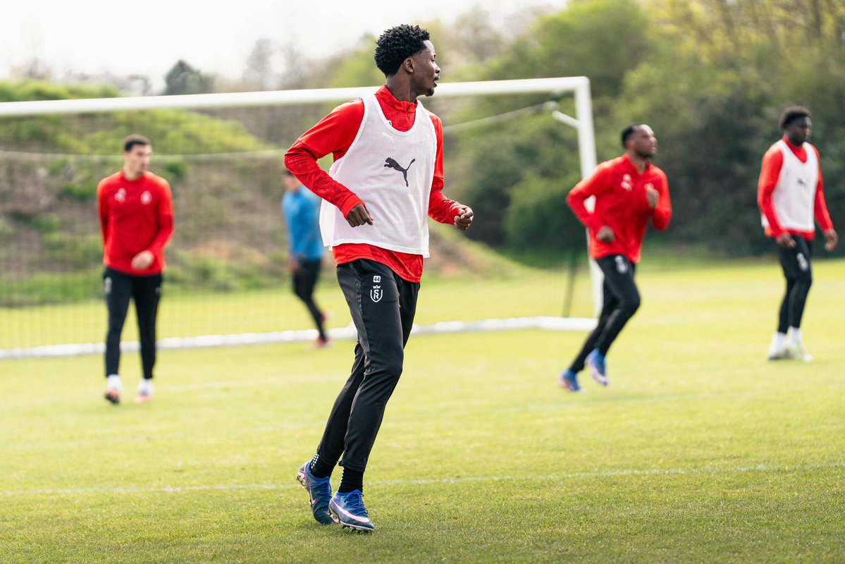 Slumphotography tweet media