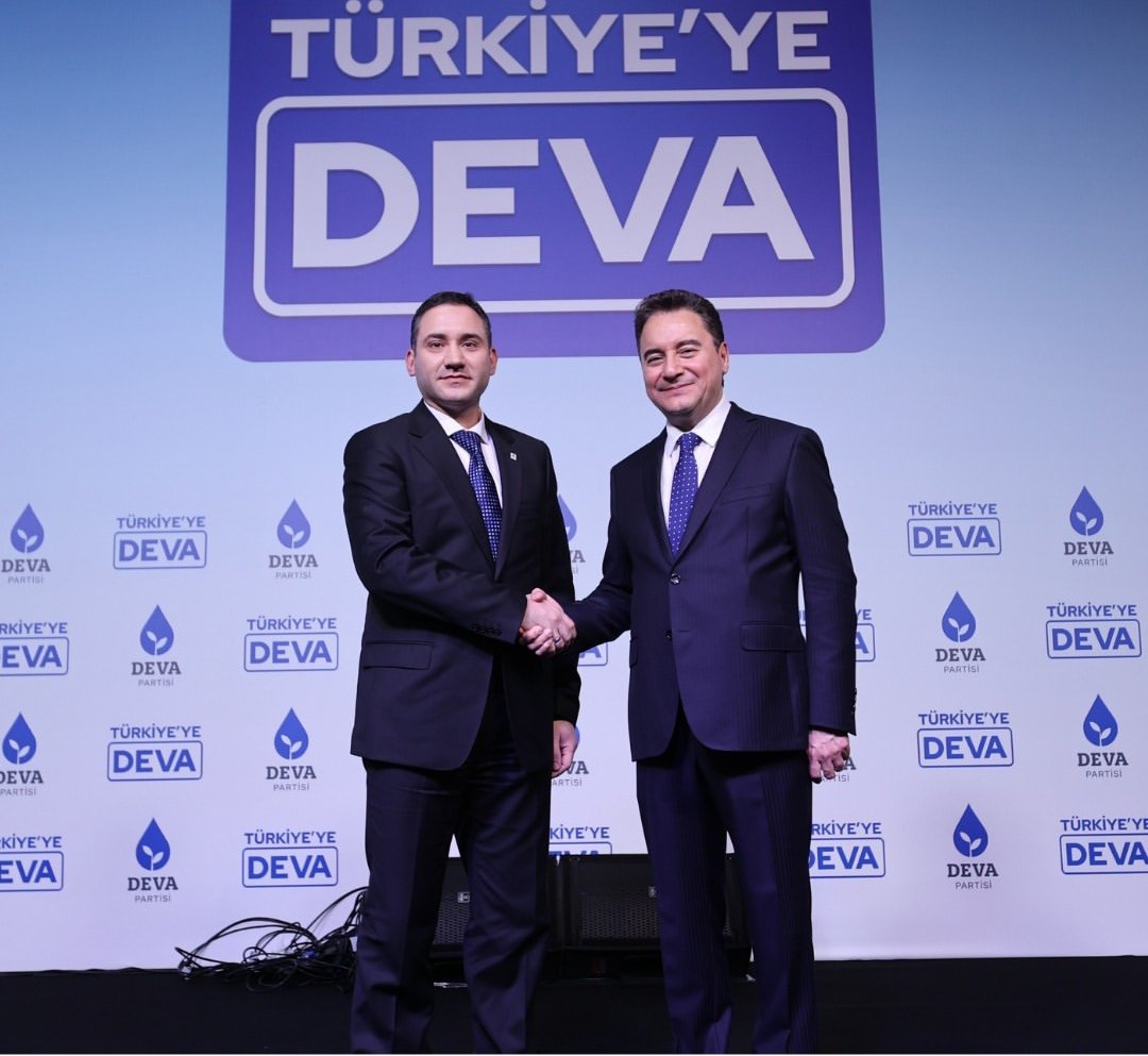 tunatokuc's tweet photo. #NiceBabacanlıYıllara
Yeni yaşınızda her şeyin gönlünüzce olmasını diliyorum nice sağlıklı mutlu huzurlu yıllara Sayın Genel Başkanım @alibabacan https://t.co/QBVwaX0K3E