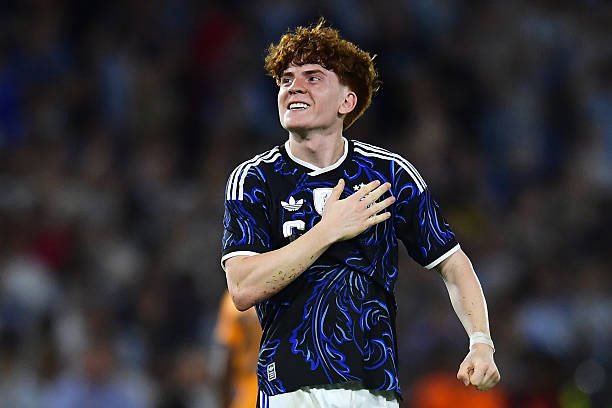 Futbol de Inglaterra tweet media