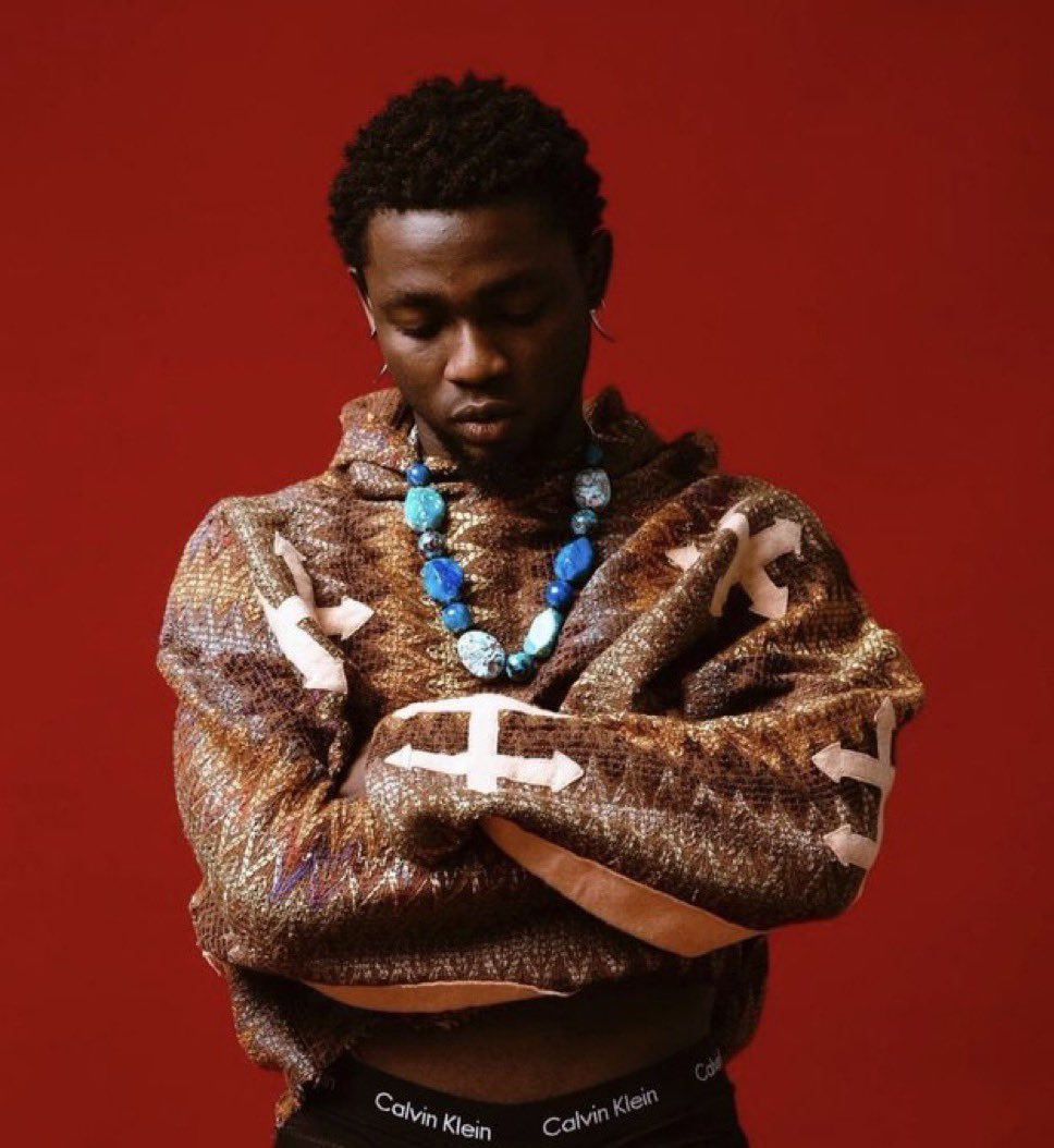 ROYAL_THUG 💨 tweet media