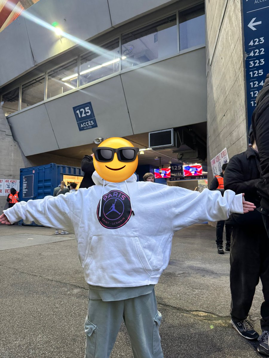 BMS | smoky 🌹★★ tweet media