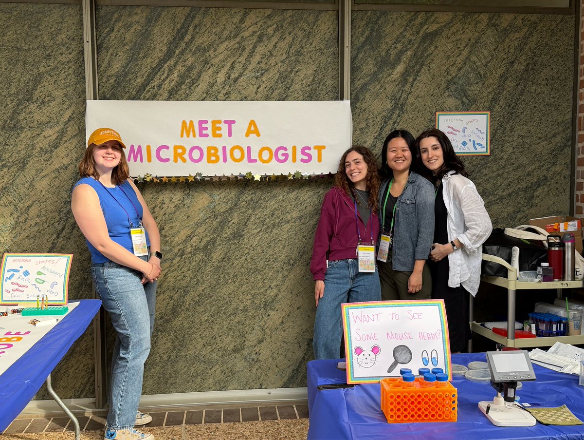 RinaDoesScience's tweet photo. When I was in middle school, I remember the pure feeling of wonder when I saw the microbial world wriggling around in pond water🦠🔬Hoping to be that spark✨for the next generation. Thanks to Reach for the Stars @RiceUniversity for having us over to share our love of microbes! https://t.co/FT3kxdRIdG