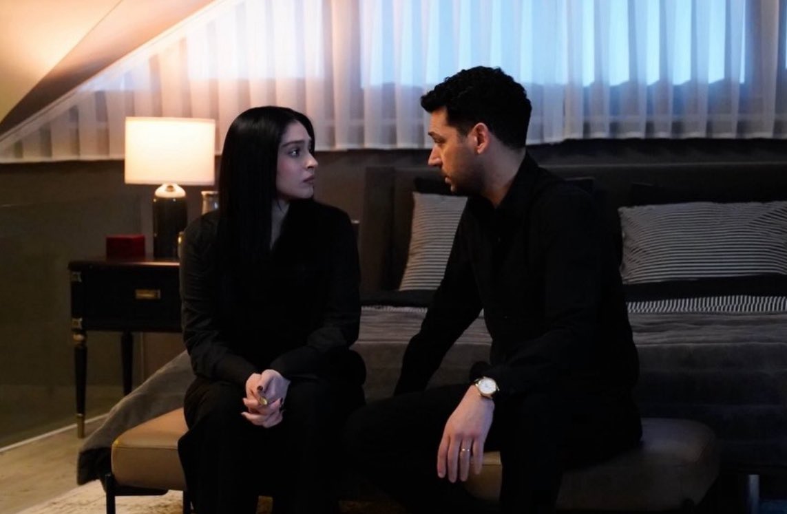 𝐒𝐀𝐑𝐀 🌹 tweet media