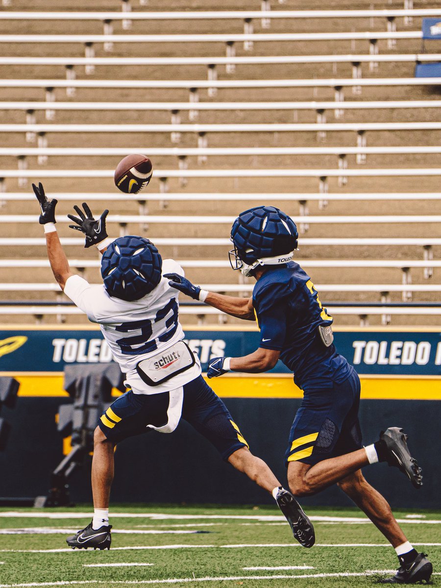 Toledo Football tweet media