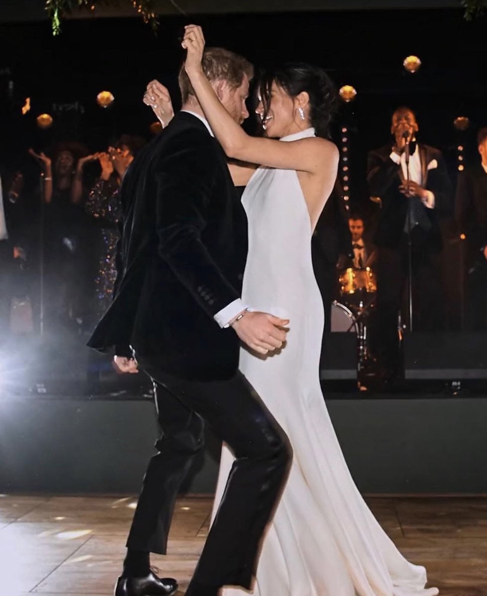 Kay Ross-Levy 🌺 tweet media