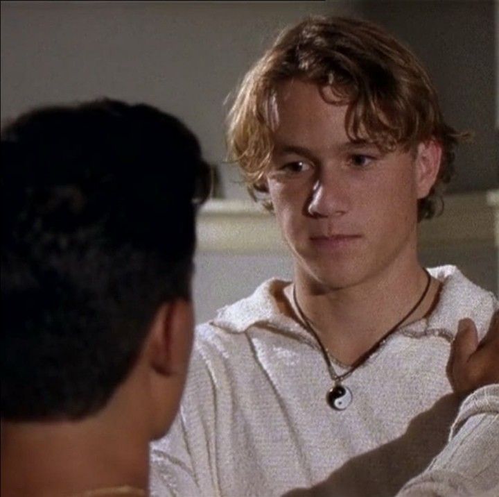 Angelfire 🎪 tweet media