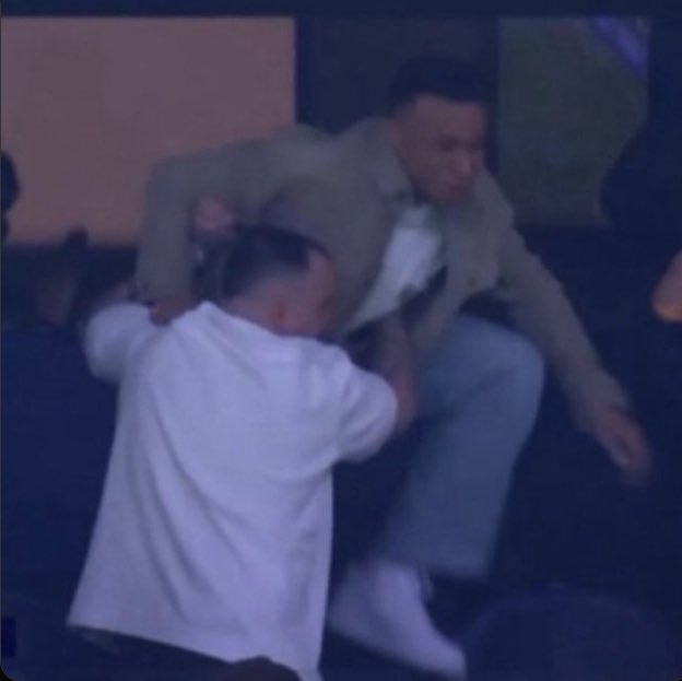 Thato Mahlake tweet media