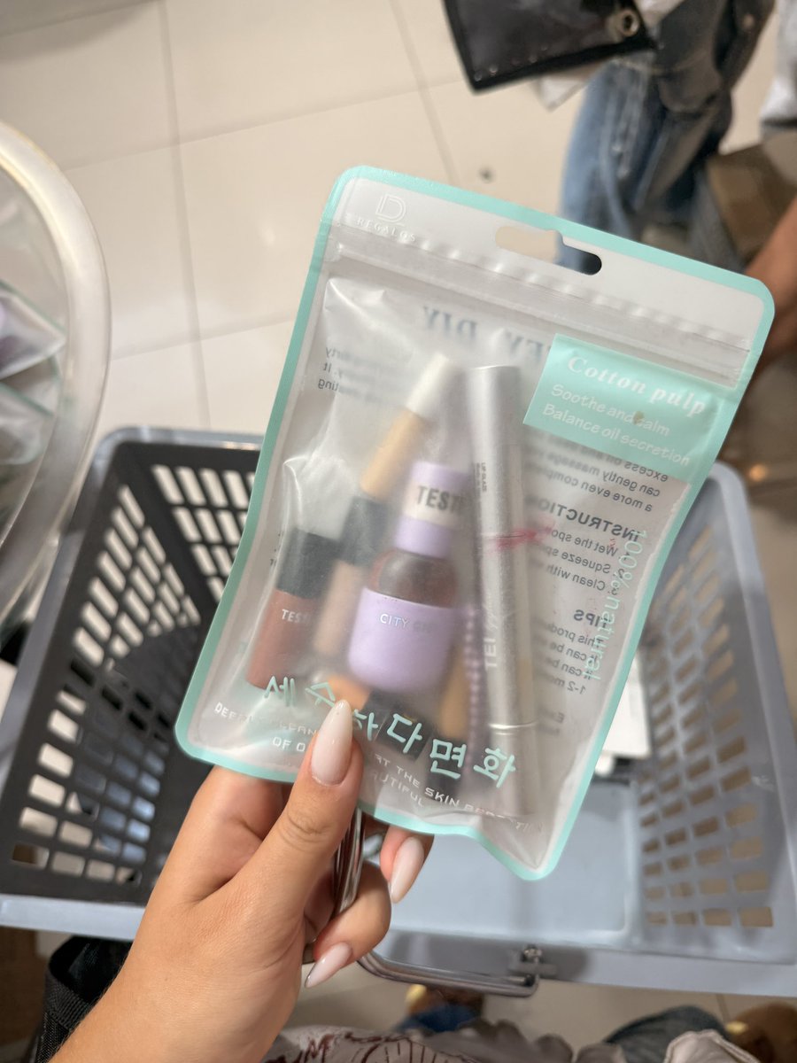 camisiete tweet media