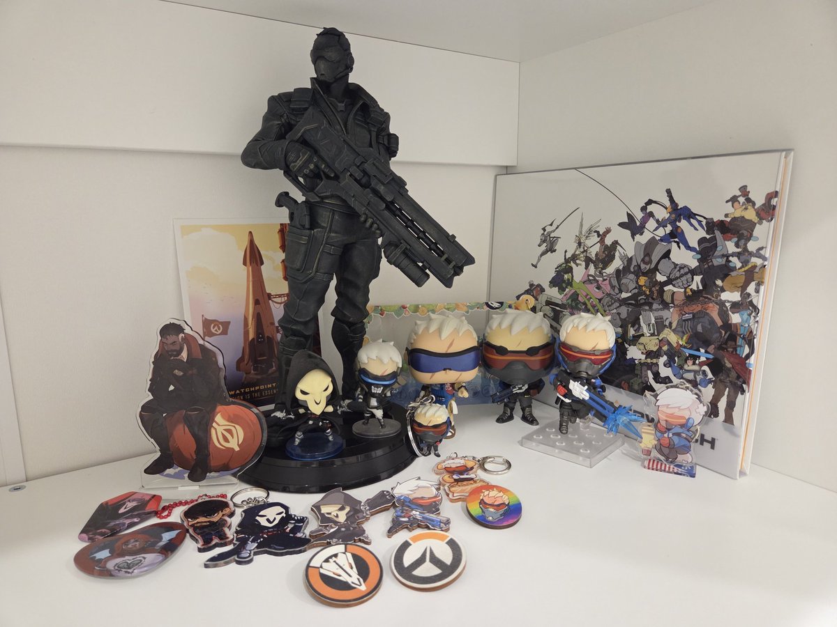 Кусок Картона tweet media