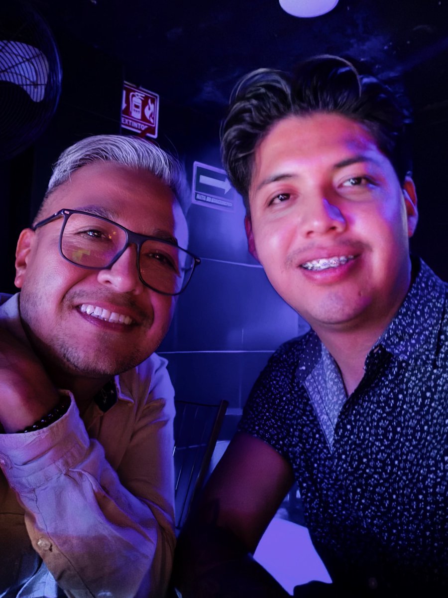 funwithpapi's tweet photo. Listos para el segundo aire. #somosfrankieandgiorgio https://t.co/1VTF2cHtou