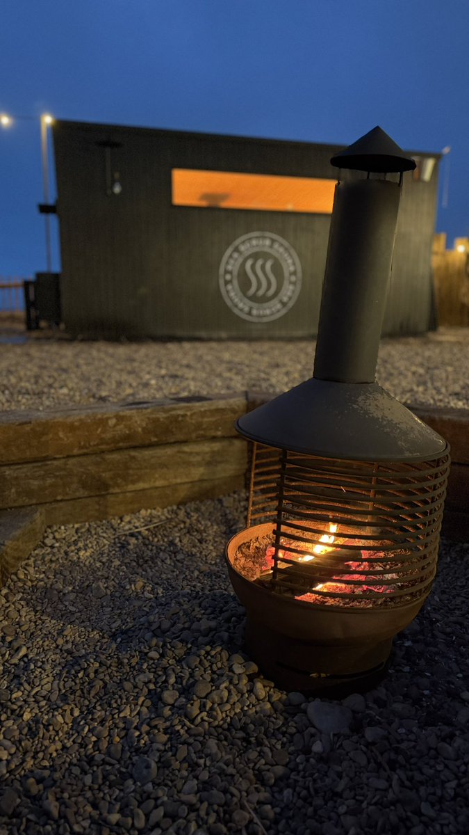 Holly 🐚🧜♀️☀️ tweet media