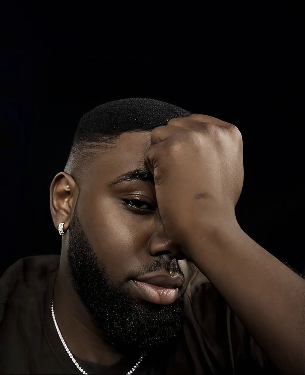 ĸolαde tweet media