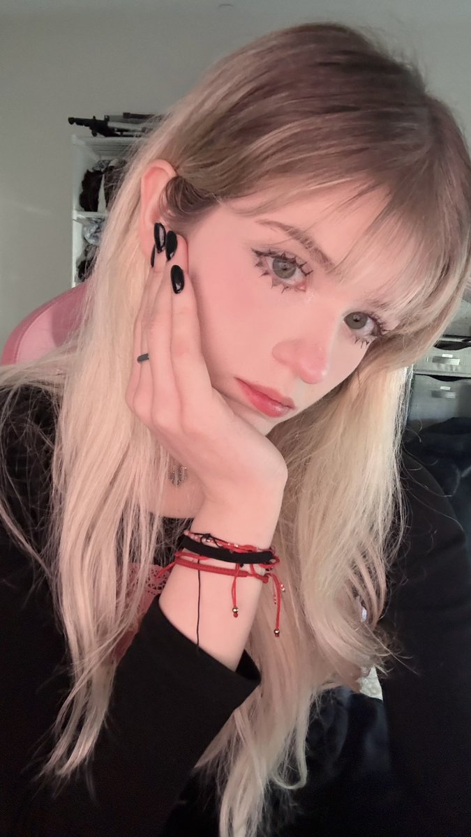 nana gatossauro tweet media