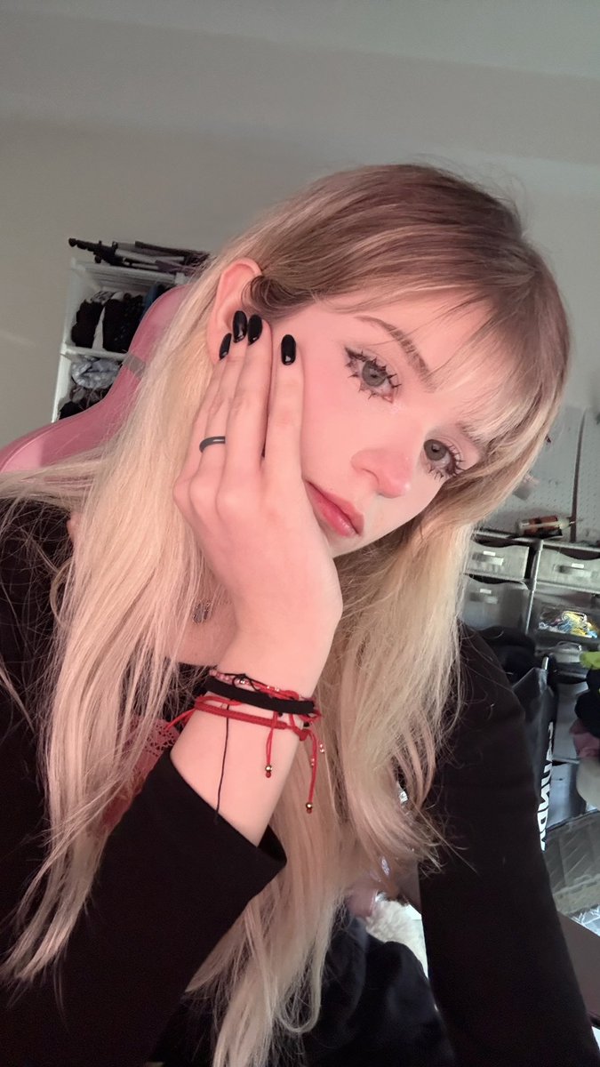 nana gatossauro tweet media