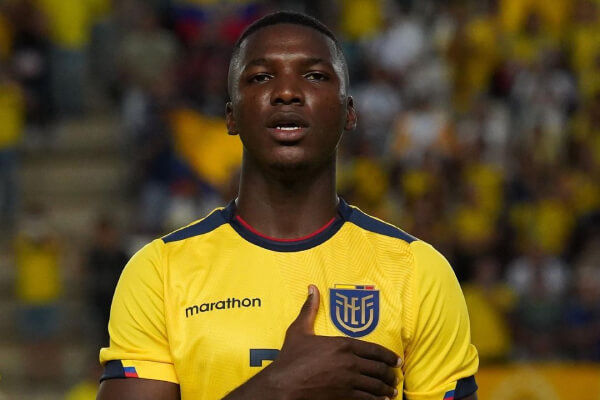 Stats Globe tweet media