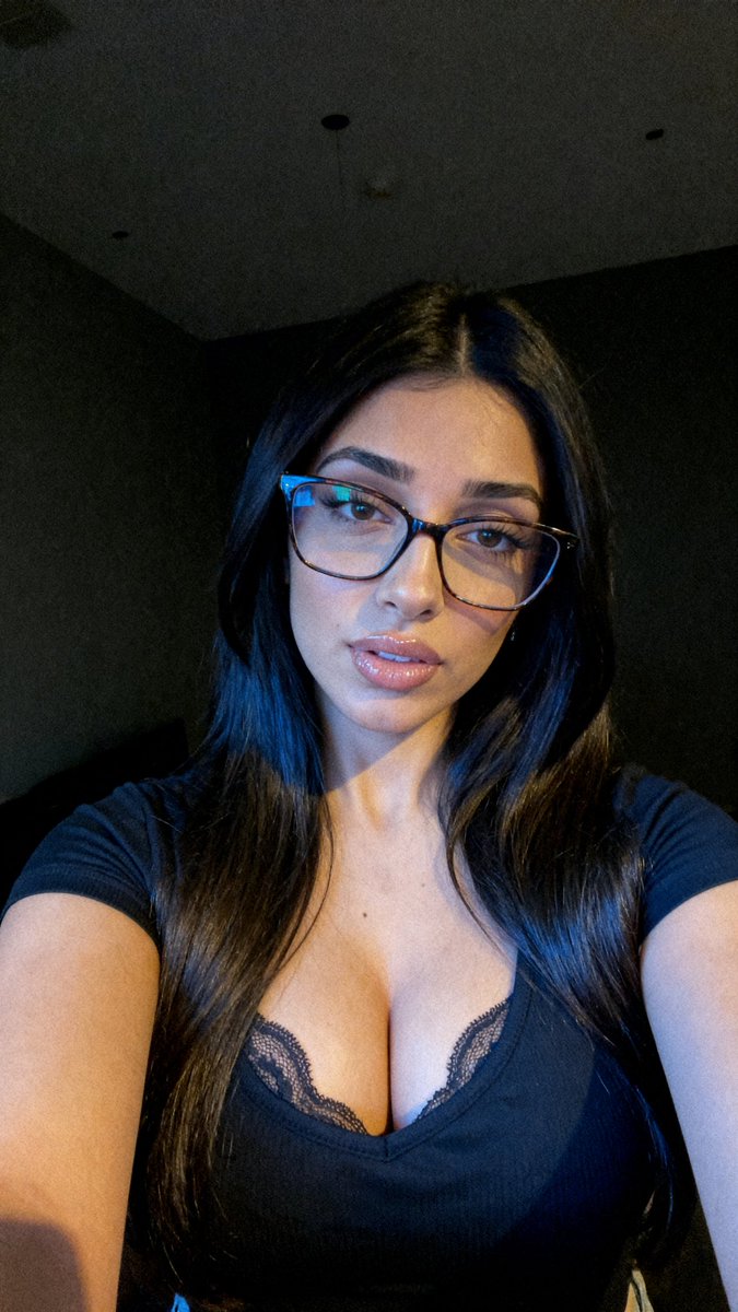 Mizna Khan tweet media