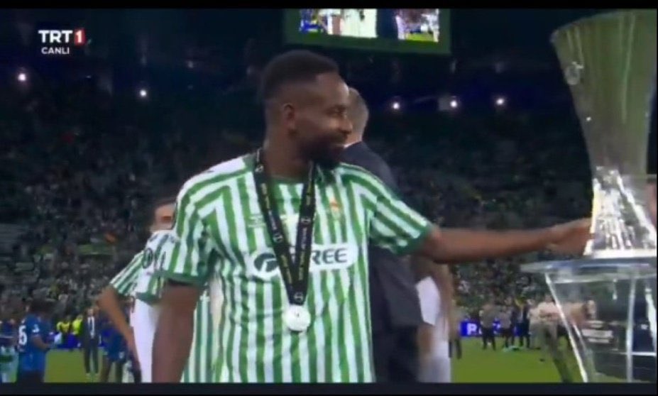 Onii Chan tweet media