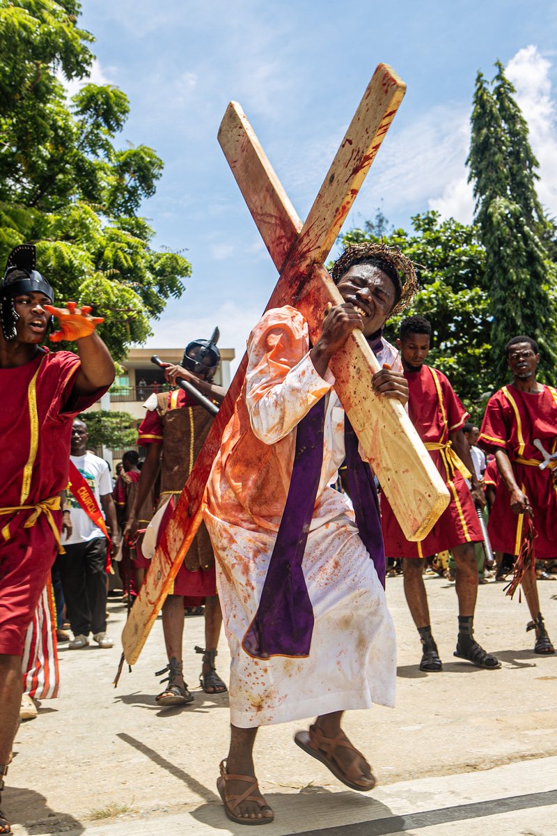 jeromes_media's tweet photo. Good Friday: love, sacrifice, and grace.
A reminder that even in pain, there’s purpose. 

Shot and edited by @jeromes_media

#GoodFridayReflection https://t.co/Ggl2BNgsja