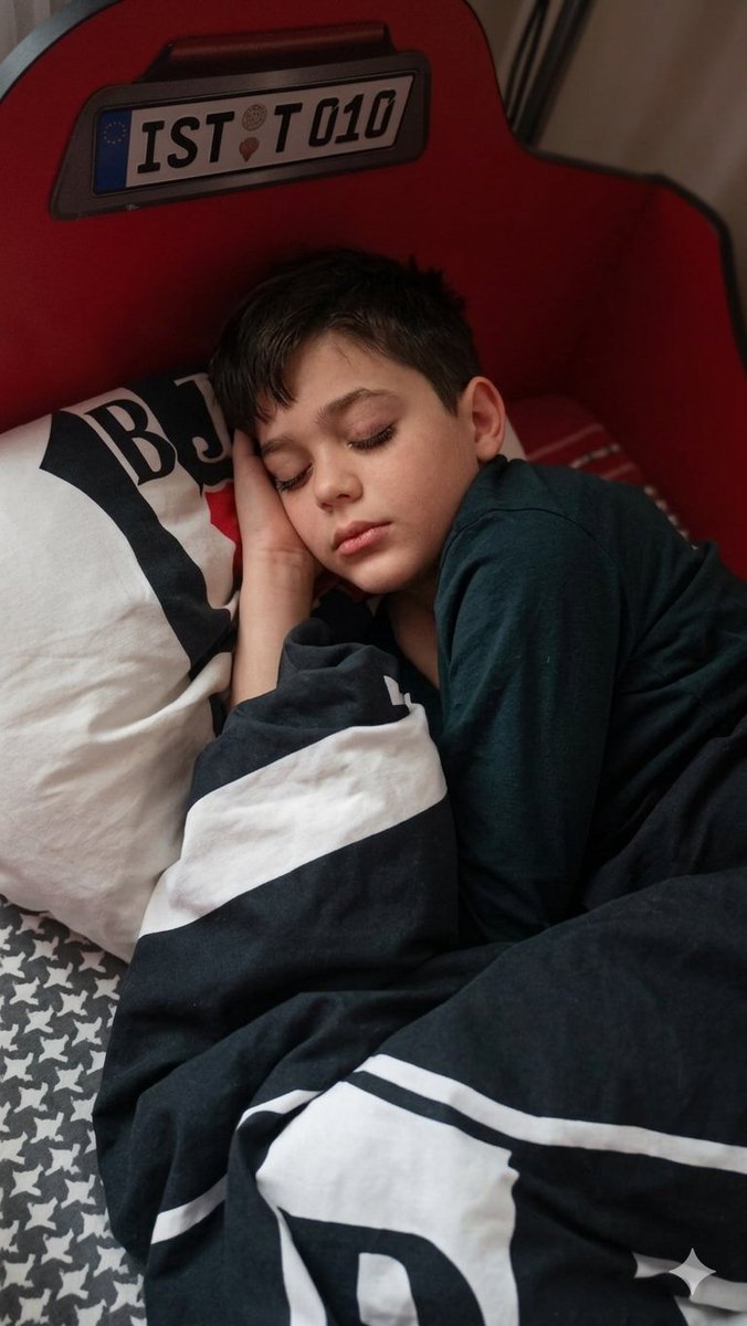 Ayşe Arıcan tweet media