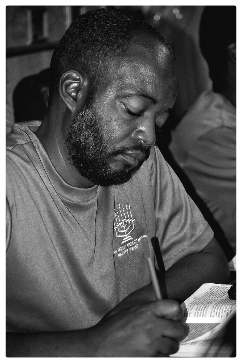IuicTown34865's tweet photo. IUIC Jamaica gives thanks to the Most High and his son for a wonderful new moon and new year feast! 🐺⚡️
Leviticus 23:2
SUBSCRIBE & FOLLOW IUIC JAMAICA on YouTube, Instagram & Facebook!
Visit our website here
https://solo.t/unitedinchrist
#IUIC #NewYear #NewMoon #FeastDays https://t.co/LmeDHa77oq