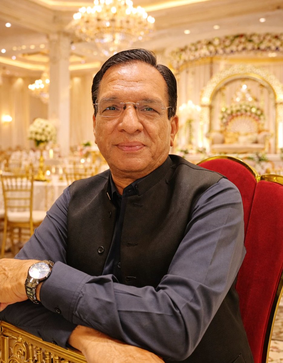 ہر حال میں اُمید رکھو۔۔۔
کیونکہ اندھیروں میں ہی روشنی کے راستے ملتے ہیں۔ ✨