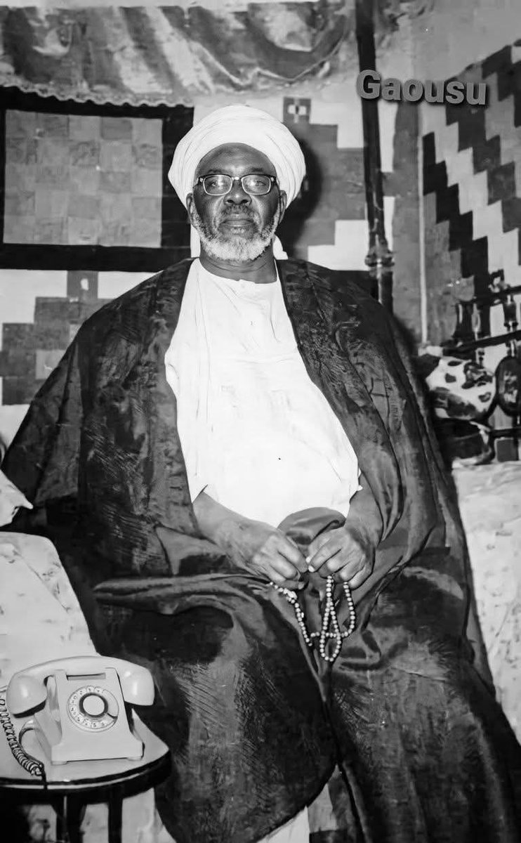 mahamedicko's tweet photo. Baye Niass, le sauveur ! https://t.co/IilvoT9wMn
