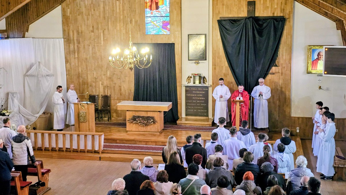 ks. Daniel Wachowiak tweet media