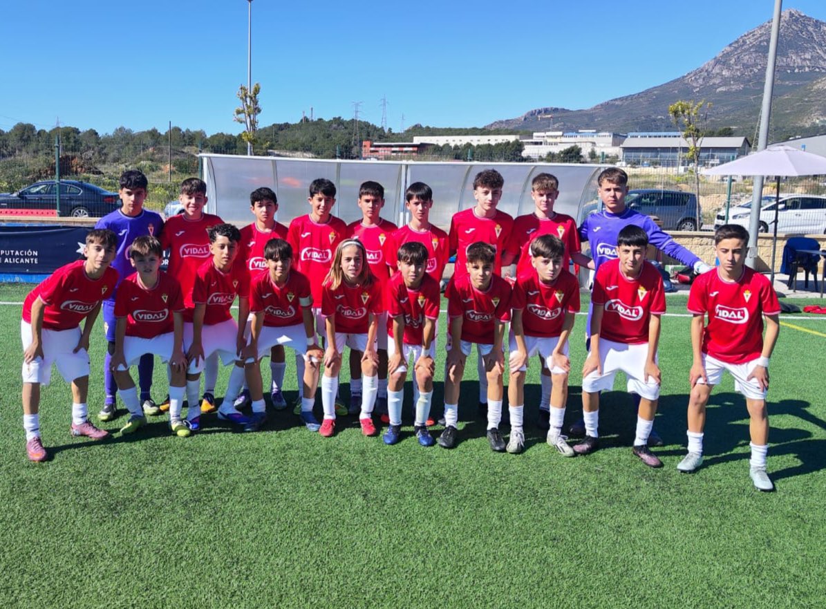 canteragrana's tweet photo. ⚽️ 🏆 Segundo día de 𝐅𝟏𝟏 𝐍𝐞𝐱𝐭 𝐒𝐭𝐚𝐫 𝐂𝐮𝐩 𝐋𝐚 𝐍𝐮𝐜𝐢́𝐚 con pleno de victorias 

𝗜𝗻𝗳𝗮𝗻𝘁𝗶𝗹 𝗥𝗠 𝗕
✅ 2-0 vs BF Academy 

𝗖𝗮𝗱𝗲𝘁𝗲 𝗥𝗠 𝗕
✅ 1-0 vs RSD Alcalá 
✅ 3-0 vs MV Élite Soccer 
✅ 4-0 vs Cray Valley 
#CanteraGrana https://t.co/kvHooF2bb7