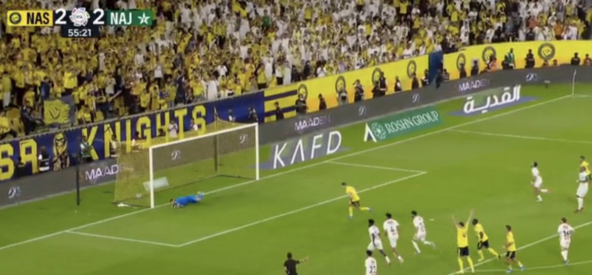 Instant Foot ⚽️ tweet media