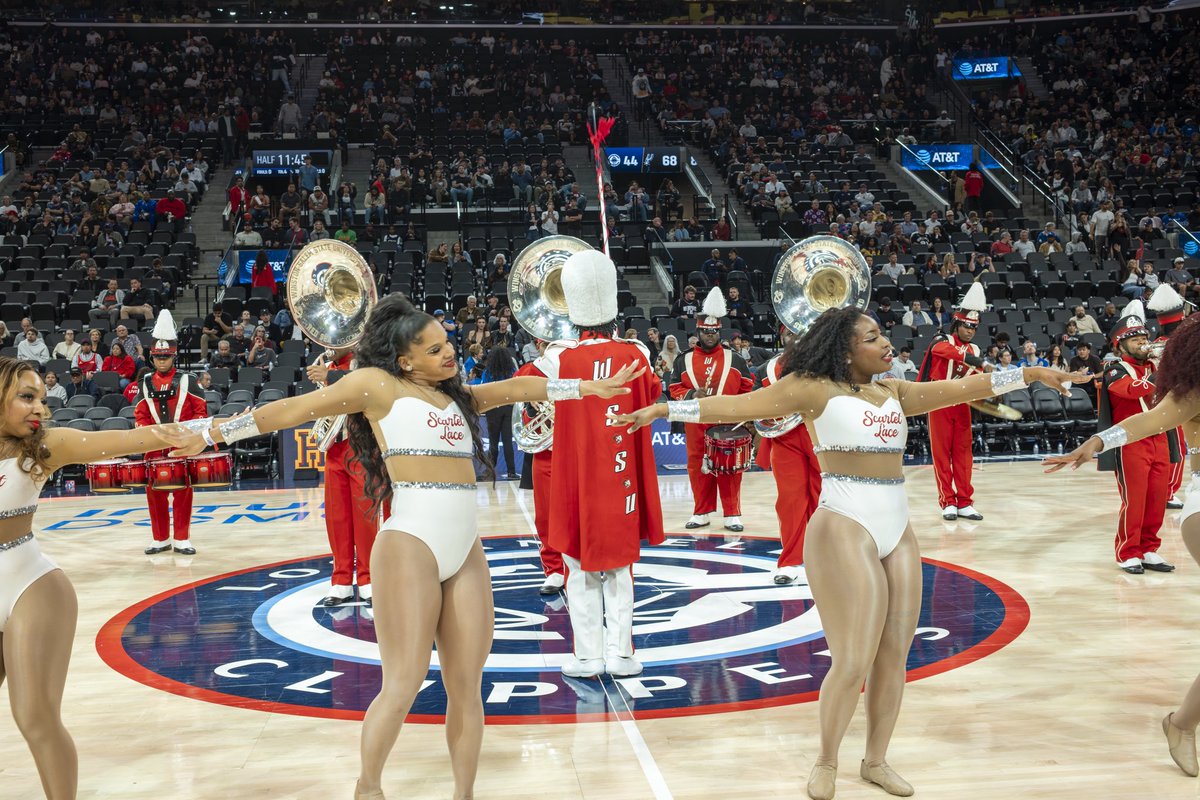 WSSURAMS's tweet photo. #WSSUOnTheRise
The Red Sea of Sound.
The NBA stage.
A national moment.
WSSU showed up and showed out at @LAClippers HBCU Night.
#WSSURamily | #RamPride | #RedSeaOfSound
📷 Jerel Smith WSSU ’18 https://t.co/R6o7GEi3HW