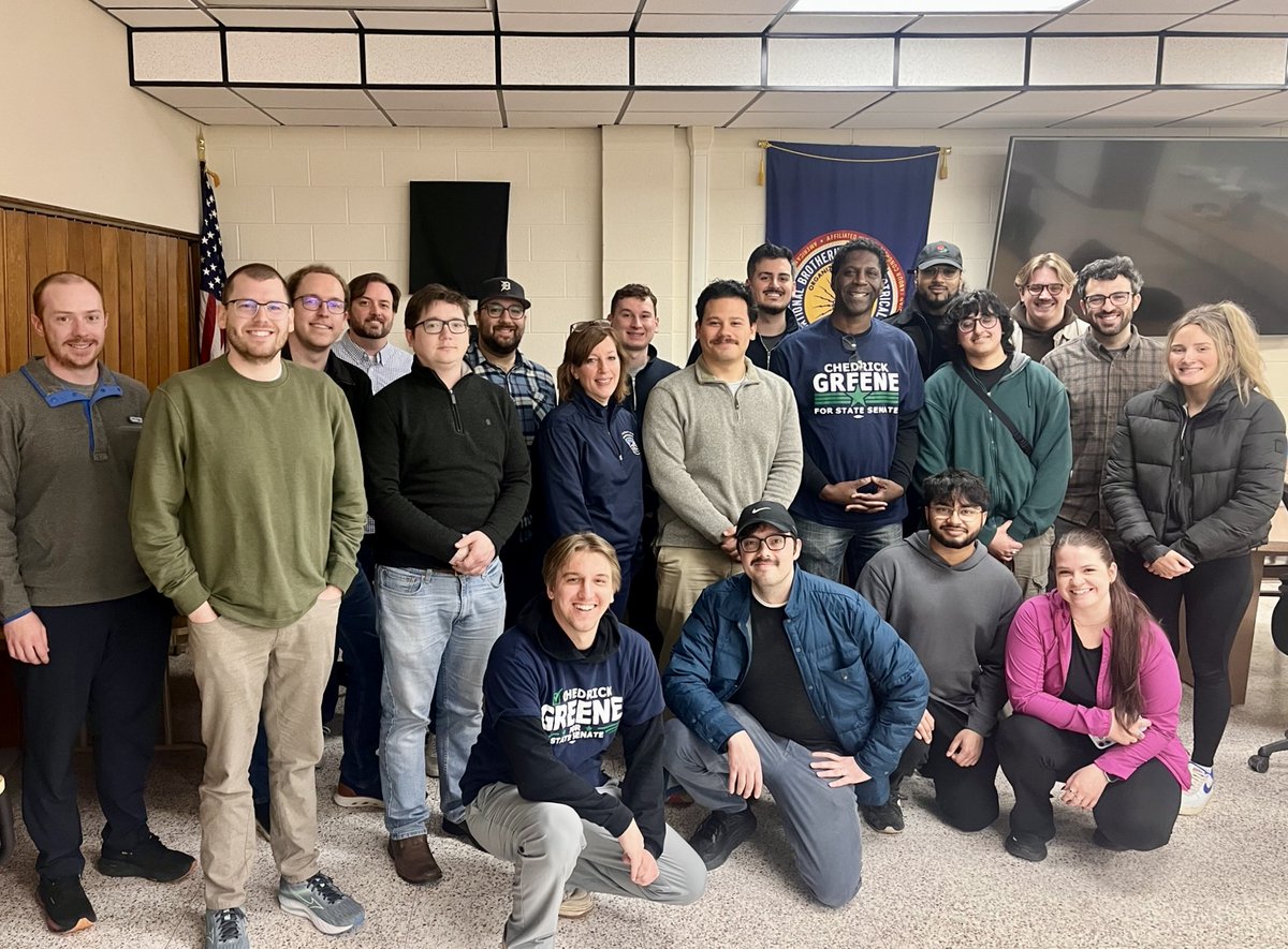 ChedrickGreene's tweet image. Truly appreciate everyone helping #TeamGreene and me reach #SD35 voters this week.
Special thanks to Sen. @darrincamilleri, Rep. @vote4rogers, Rep. @MattforMichigan, @MISenDems staffers, and our @IbewMichigan Local 692 friends for letting us launch out of their hall.