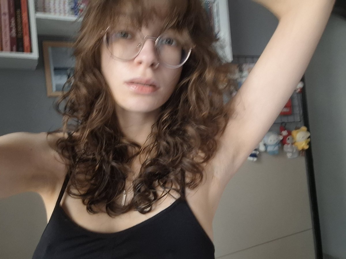 vicky ♡ tweet media