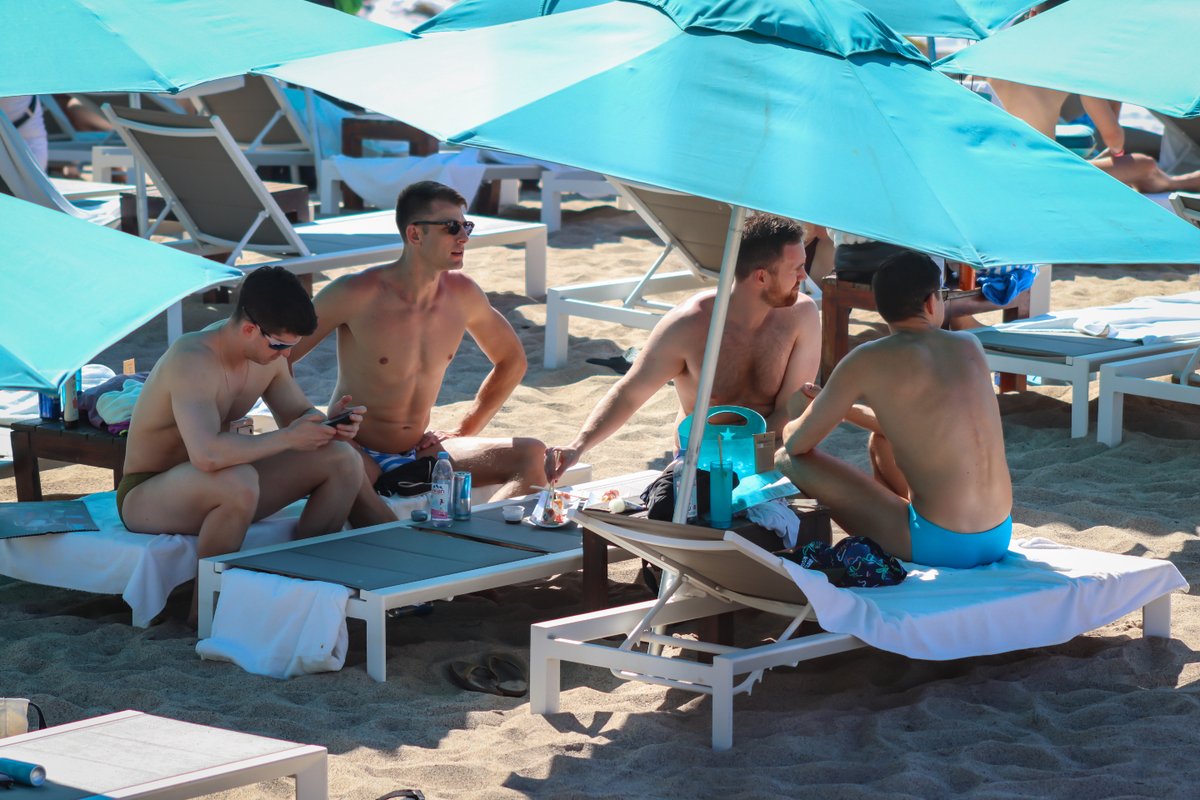 Mantamar Beach Club tweet media