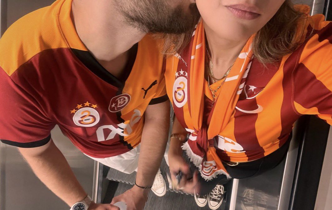pelininan_'s tweet photo. adamsan gelirsin ve şöyle fotoğraf çekiliriz https://t.co/bhKkPlG4sw