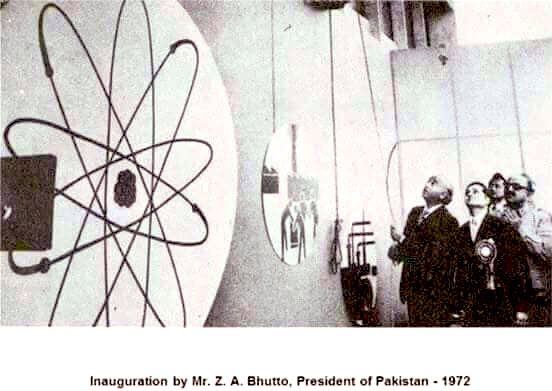 MaleehaManzoor's tweet photo. Salam to the hero who made Pakistan’s defense invincible. The very reason that we stand tall today. #SalamShaheedBhutto https://t.co/3PLCihCIyn
