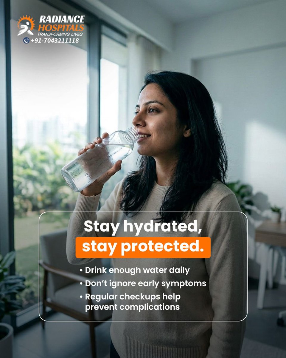 RadianceHosp's tweet photo. A small habit like drinking less water can lead to serious pain.

Kidney stones are common but preventable.
✔️ Stay hydrated
✔️ Act early
✔️ Get regular checkups

#summertips #stayhydrated https://t.co/J02CSQHSJU