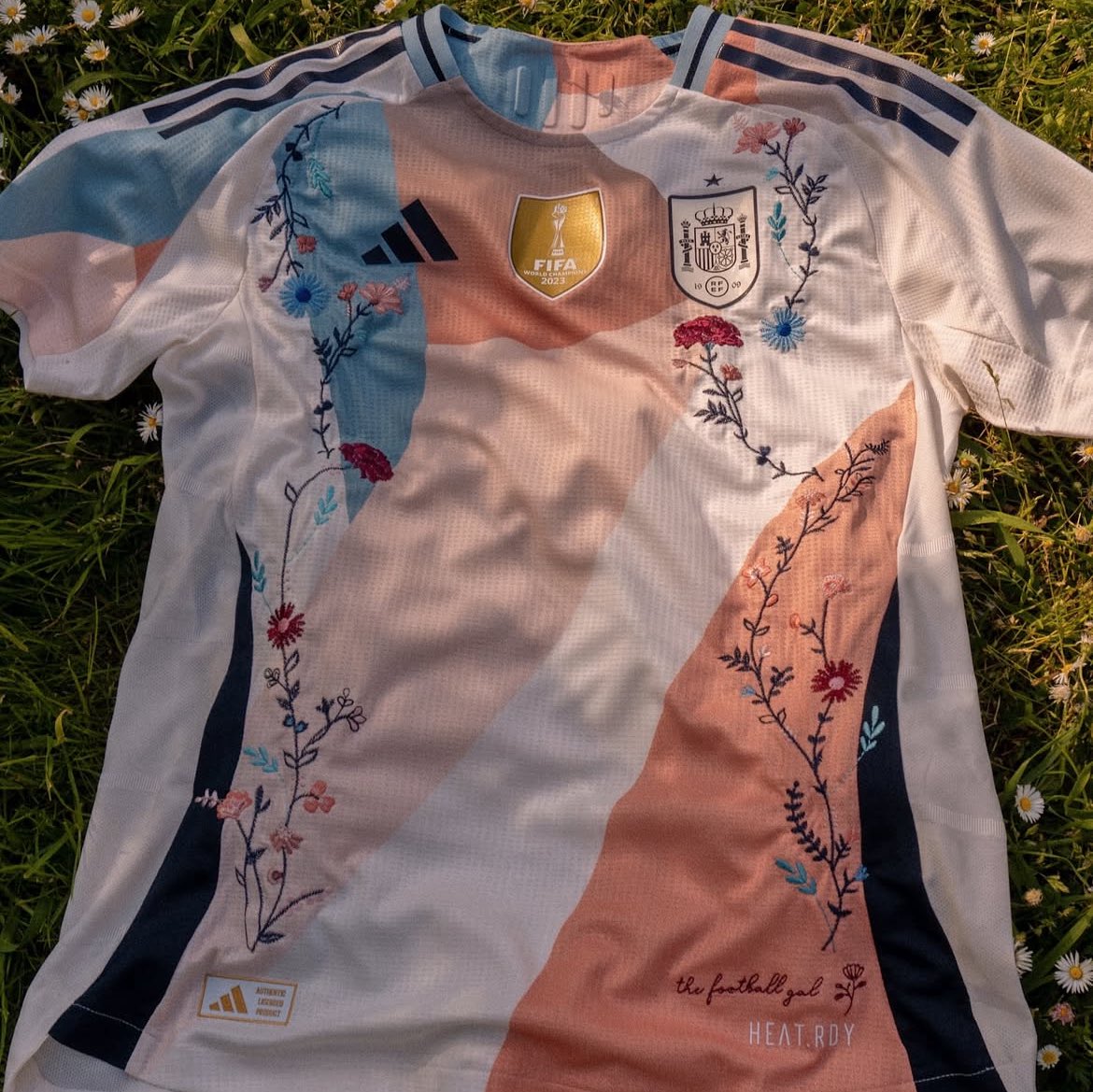 ashbelia tweet media