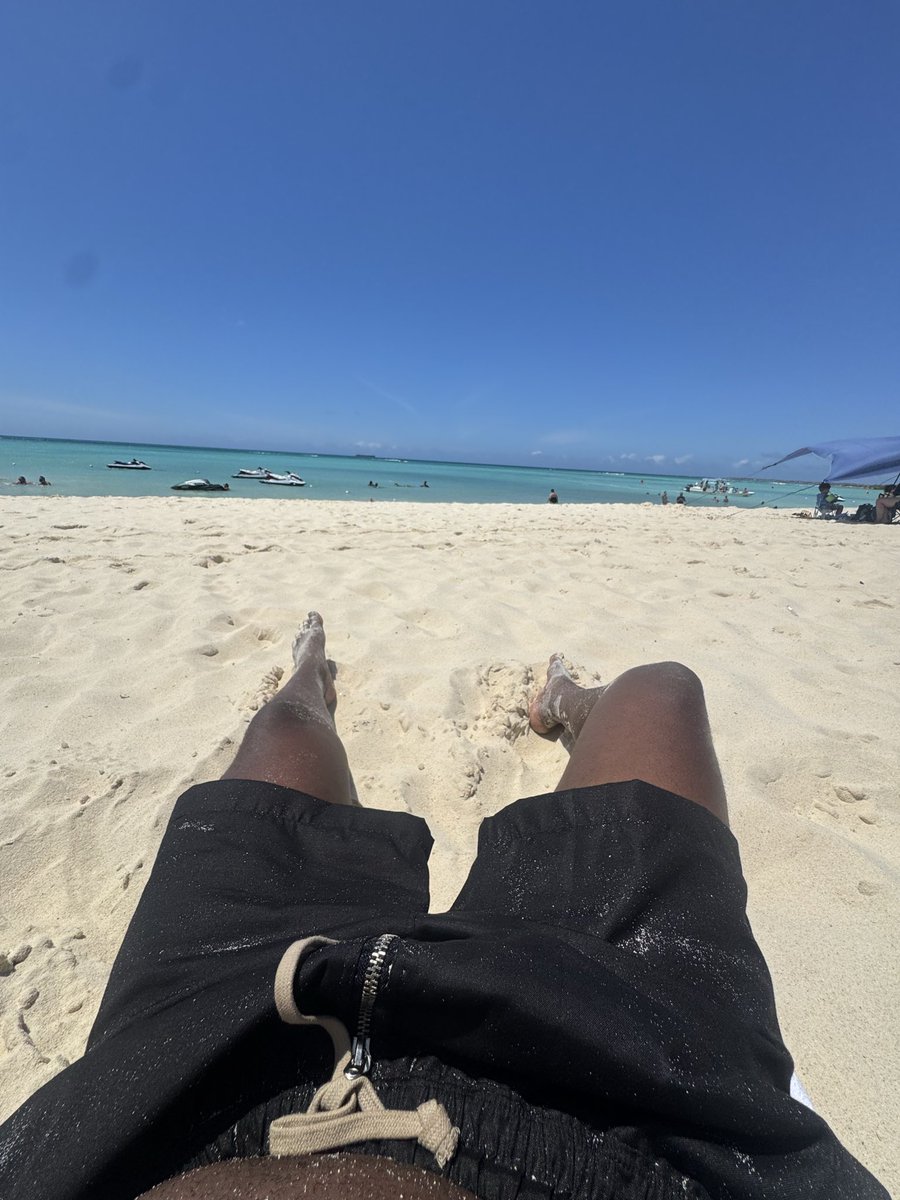 keisean. tweet media