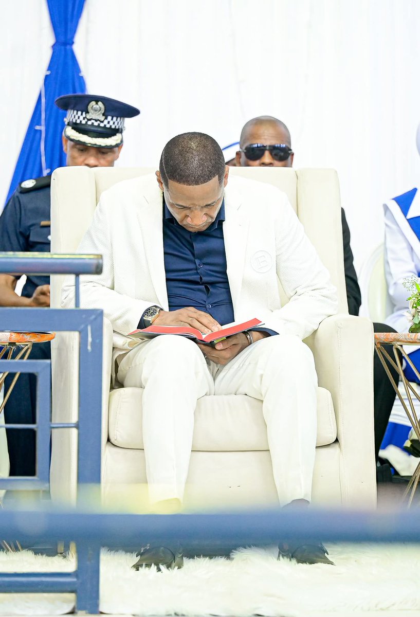 The Economy is Bad 👎🏽 tweet media