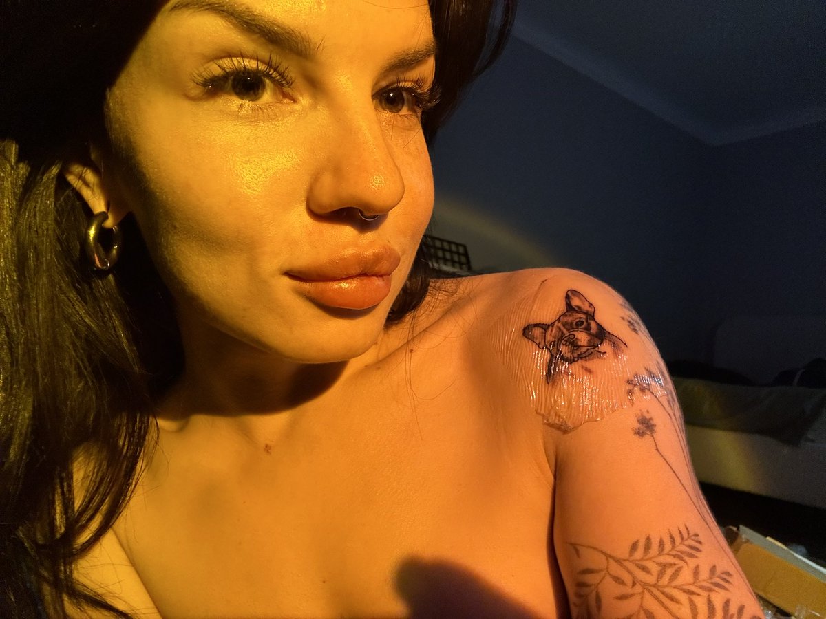 ольга бэбифоксикс 🦊🍫 tweet media