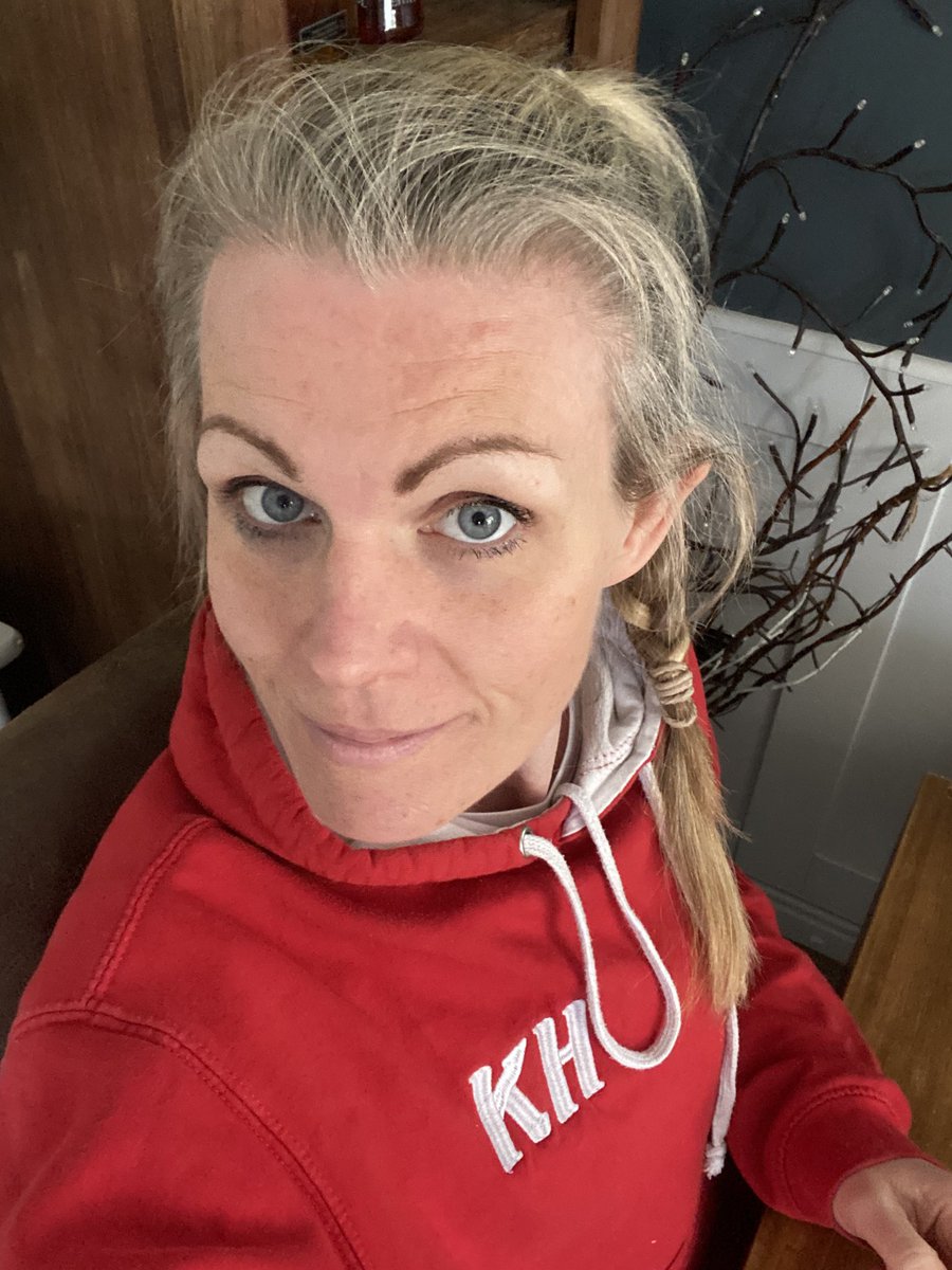 katiecakey123's tweet image. Hill reps done, rest day tomorrow! #runninggirl #justkeeprunning #runner #fridayfitness #easterweekend