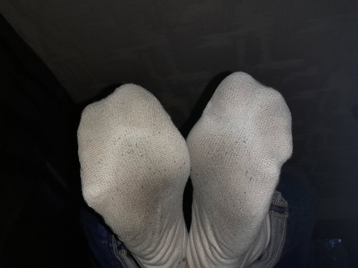 #feetfetısh #socks #loser #sweaty