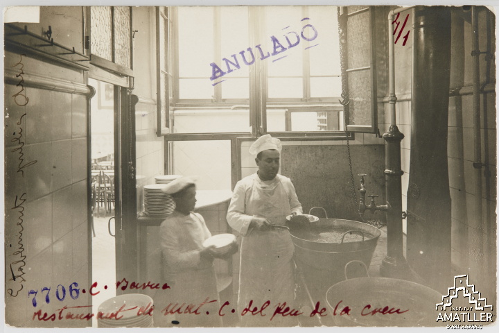 Fundacio_IAAH's tweet image. #DillunsaBarcelona
Interior del restaurant de la Maternitat al carrer del Peu de la Creu.

📷Mas C-7706

#Barcelona #Catalunya #Cataluña #archivo #arxiu #archive #photography #vintagephotography