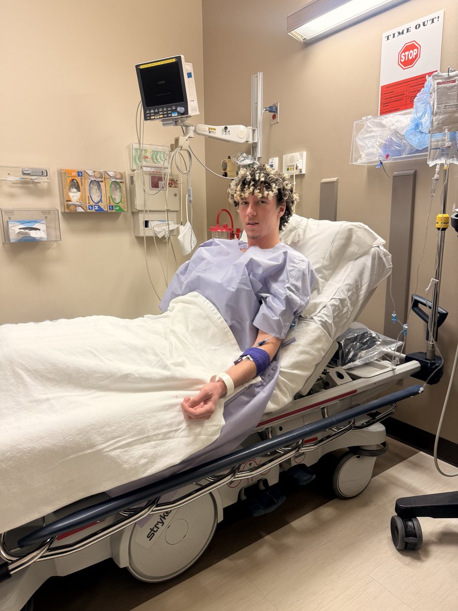 Noah_Kislig12's tweet photo. Update on my shoulder https://t.co/qYmqrBJ6al