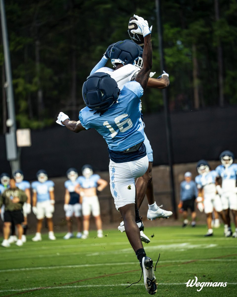 Carolina Football tweet media